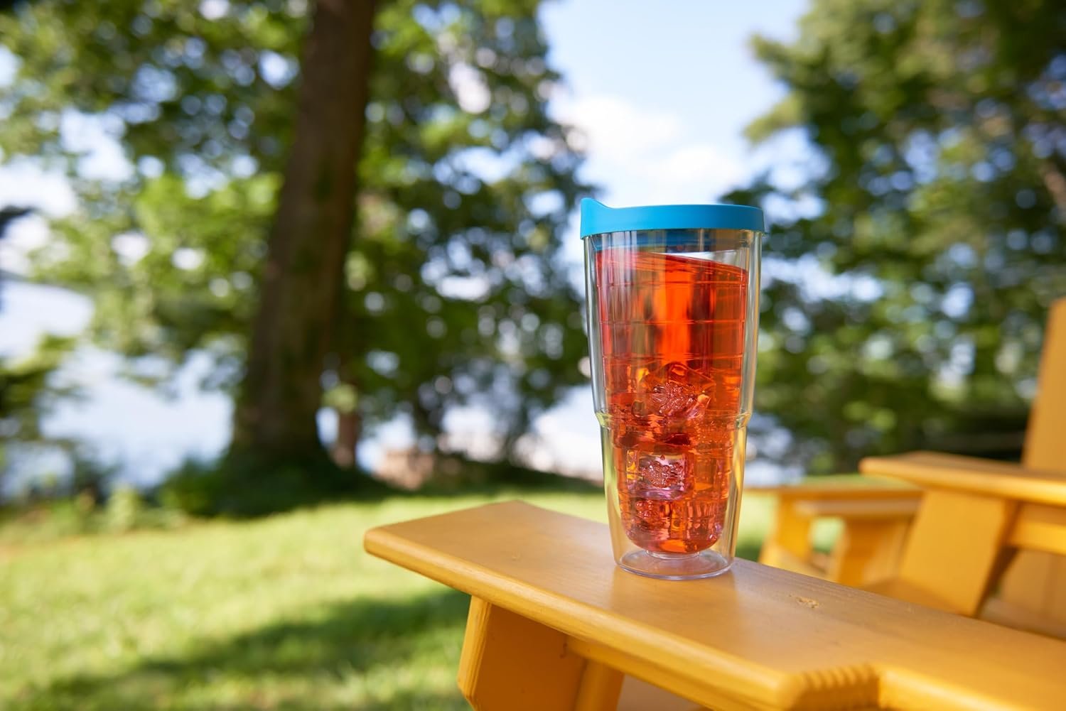 24 oz Double-Wall Insulated Travel Tumbler with Black Lid - Image 2